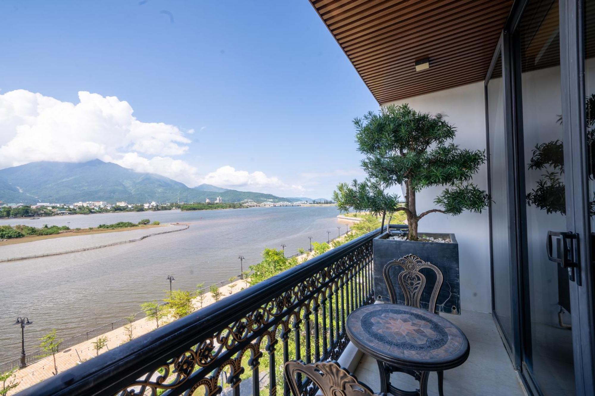 Cami Riverside Resort Đà Nẵng Exterior foto